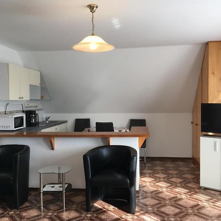 Gitta Apartman Бюк Экстерьер фото