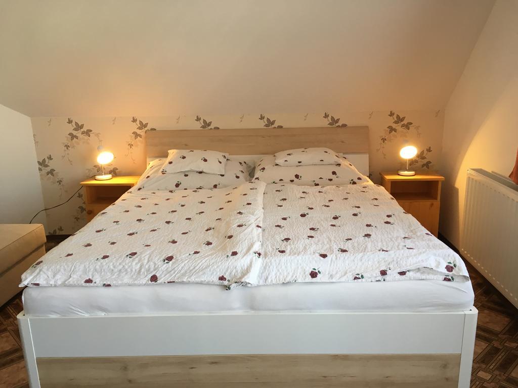 Gitta Apartman Бюк Экстерьер фото