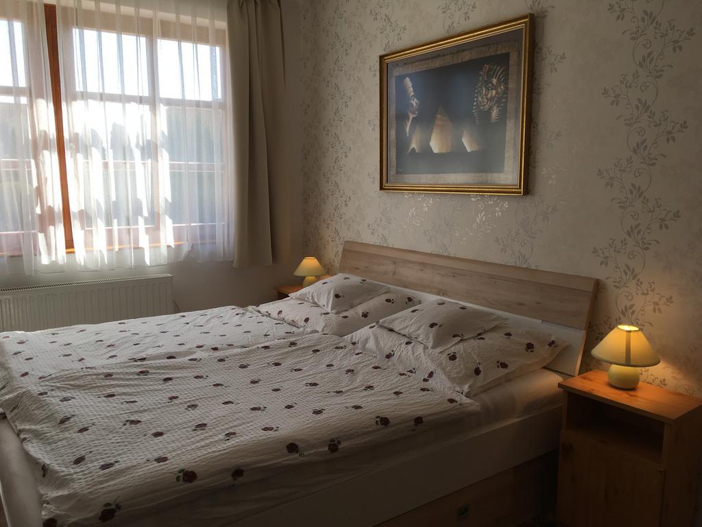 Gitta Apartman Бюк Экстерьер фото